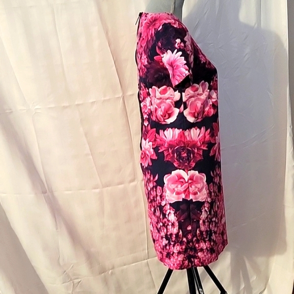 Michael Kors Pink Flowered Dress, Size: 4 - Picture 3 of 8